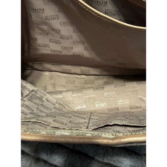 Michael Kors Beige and Cream Large Tote Bag - Picture 8 of 10